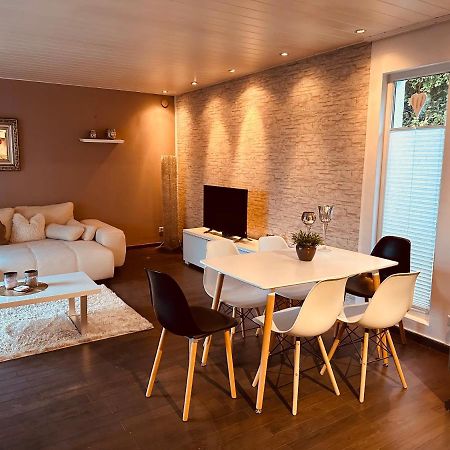 4 Zimmer 11 Personen Wohnung Garten Terrasse Grill 2 Badezimmer Вупперталь Экстерьер фото