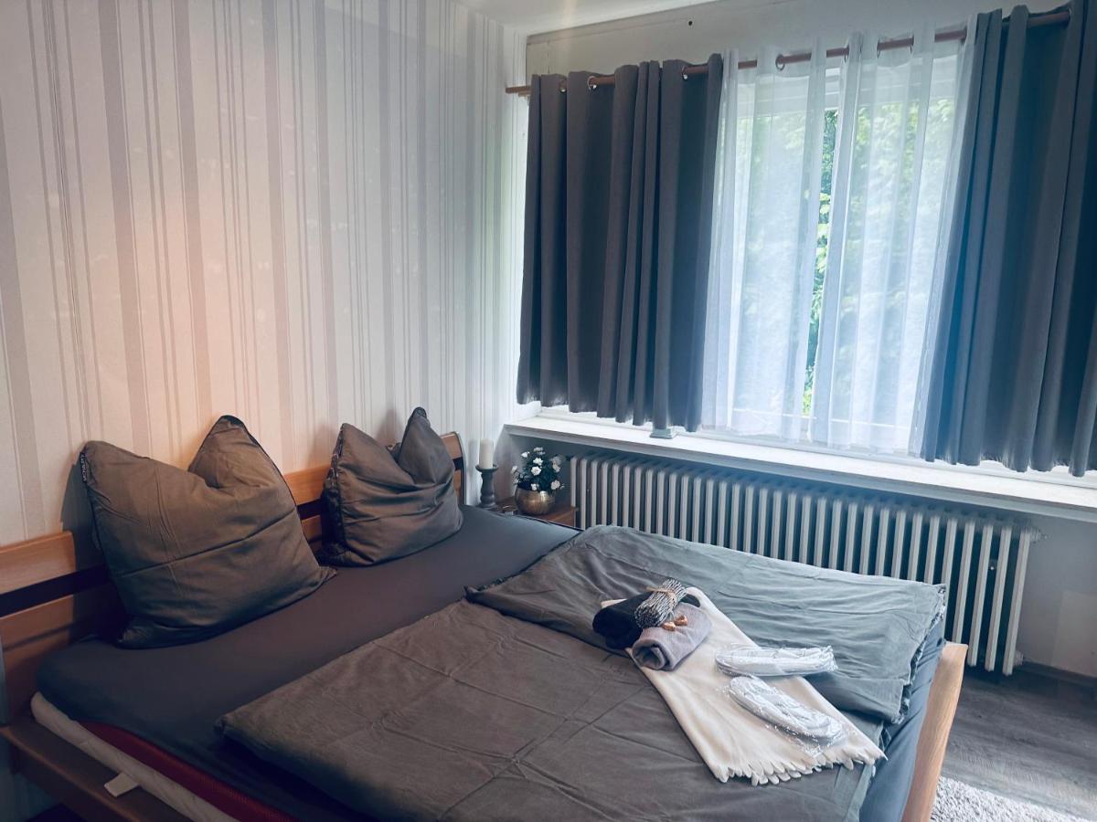 4 Zimmer 11 Personen Wohnung Garten Terrasse Grill 2 Badezimmer Вупперталь Экстерьер фото